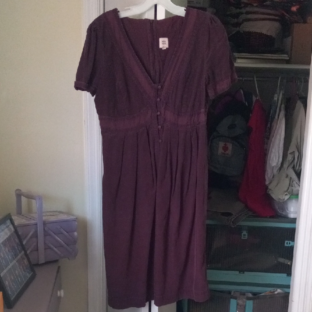 Chic Plum Midi Dress